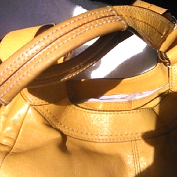 Coach leather purse - Picture 4 of 7